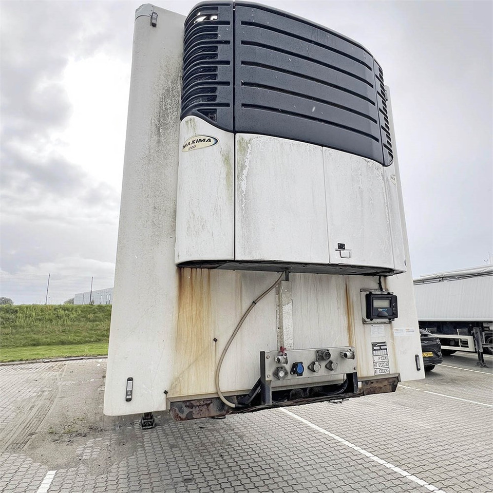 Soriberica Refrigerated trailer - Félpótkocsi hűtős: 5 kép. Soriberica Refrigerated trailer - Félpótkocsi hűtős: 5 kép.