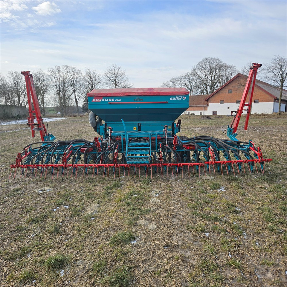 Sulky Burel SPI-Solo Reguline 6 meter - Vetőgép: 2 kép. Sulky Burel SPI-Solo Reguline 6 meter - Vetőgép: 2 kép.