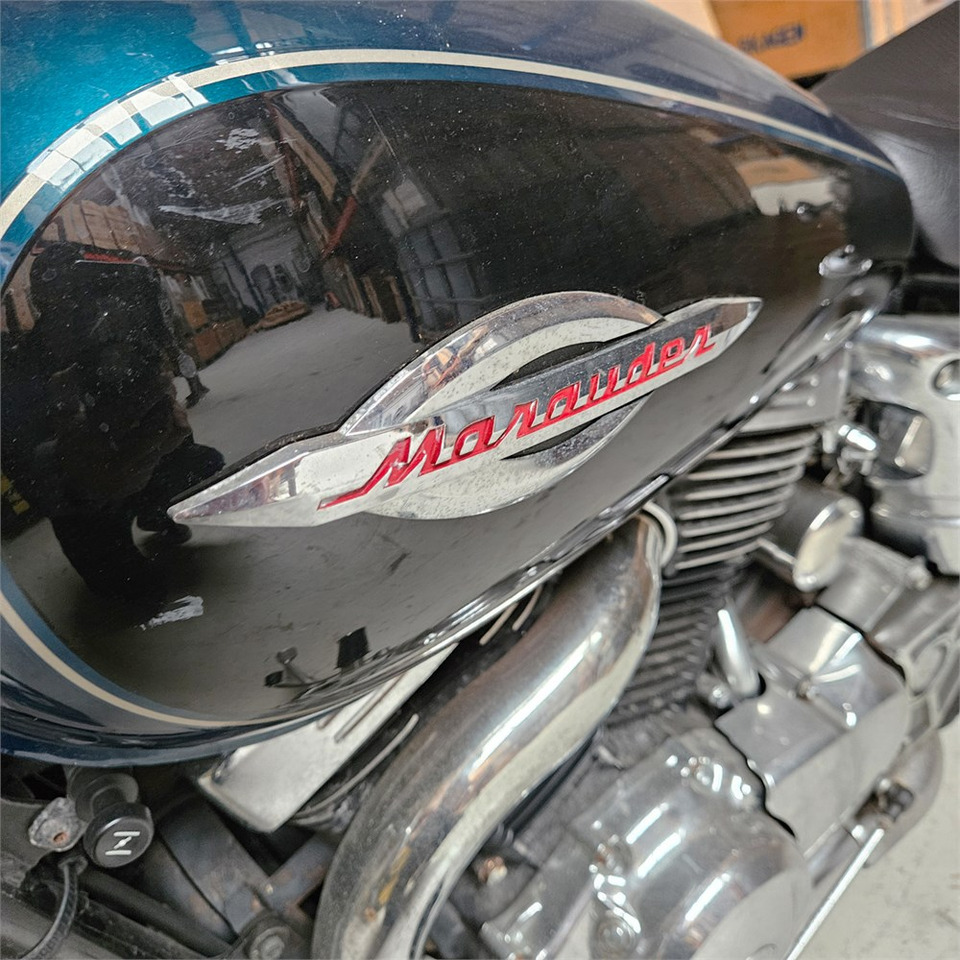 Motorkerékpár Suzuki Marauder VZ 800: 17 kép. Motorkerékpár Suzuki Marauder VZ 800: 17 kép.