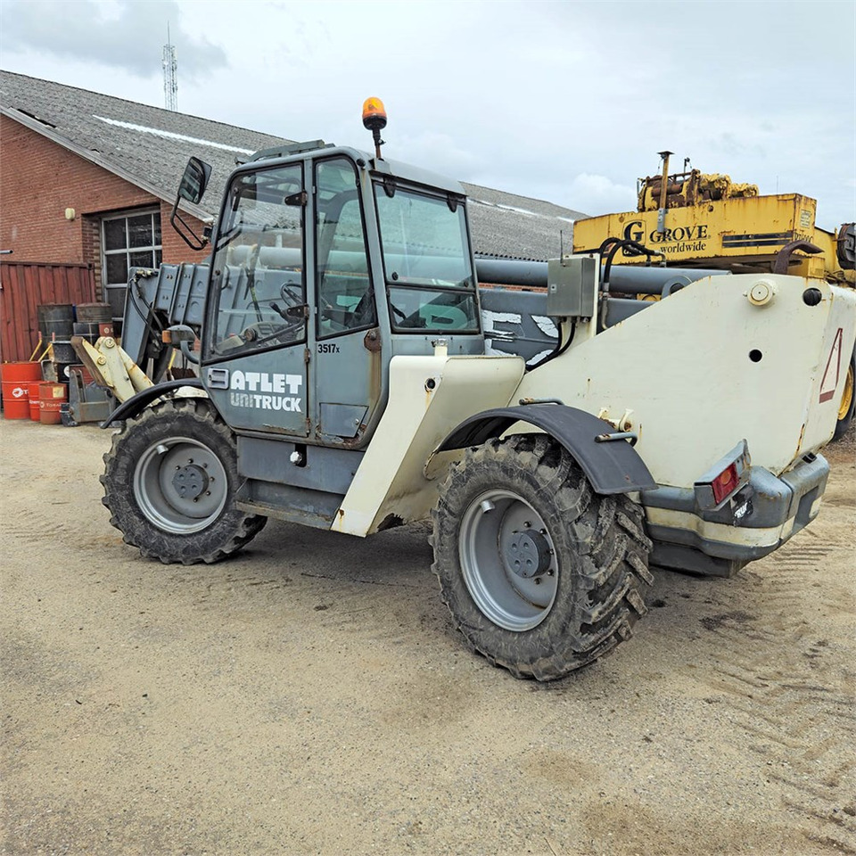Terex Atlas 3517 - Teleszkópos rakodó: 2 kép. Terex Atlas 3517 - Teleszkópos rakodó: 2 kép.