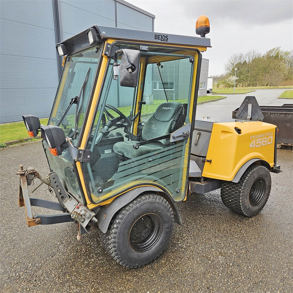 Belos Trans Pro 4560 - Többcélú/ Speciális jármű: 1 kép. Belos Trans Pro 4560 - Többcélú/ Speciális jármű: 1 kép.