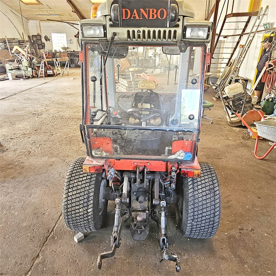Carraro Tigretrac 3800 HST - Többcélú/ Speciális jármű: 3 kép. Carraro Tigretrac 3800 HST - Többcélú/ Speciális jármű: 3 kép.
