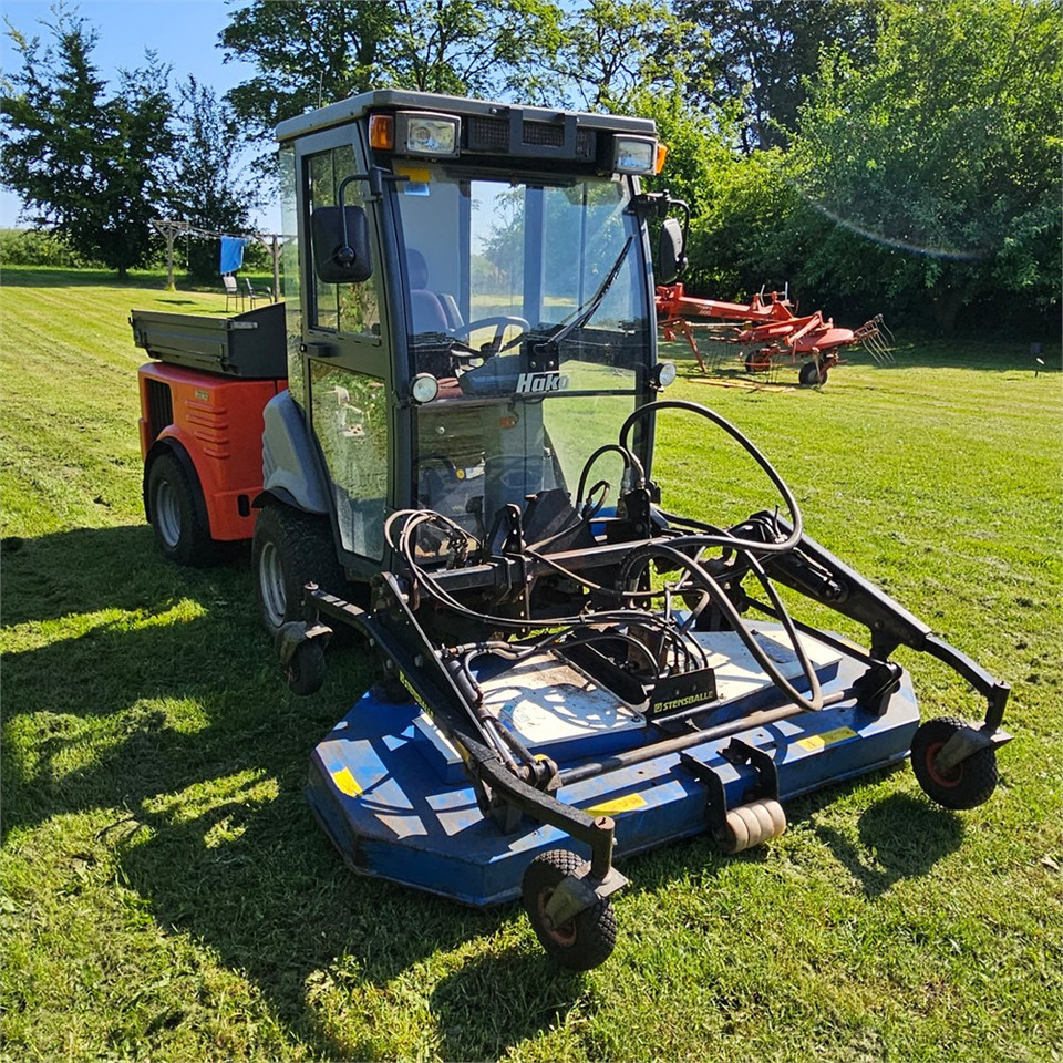 Hako Citytrac 4200 DA - Többcélú/ Speciális jármű: 3 kép. Hako Citytrac 4200 DA - Többcélú/ Speciális jármű: 3 kép.