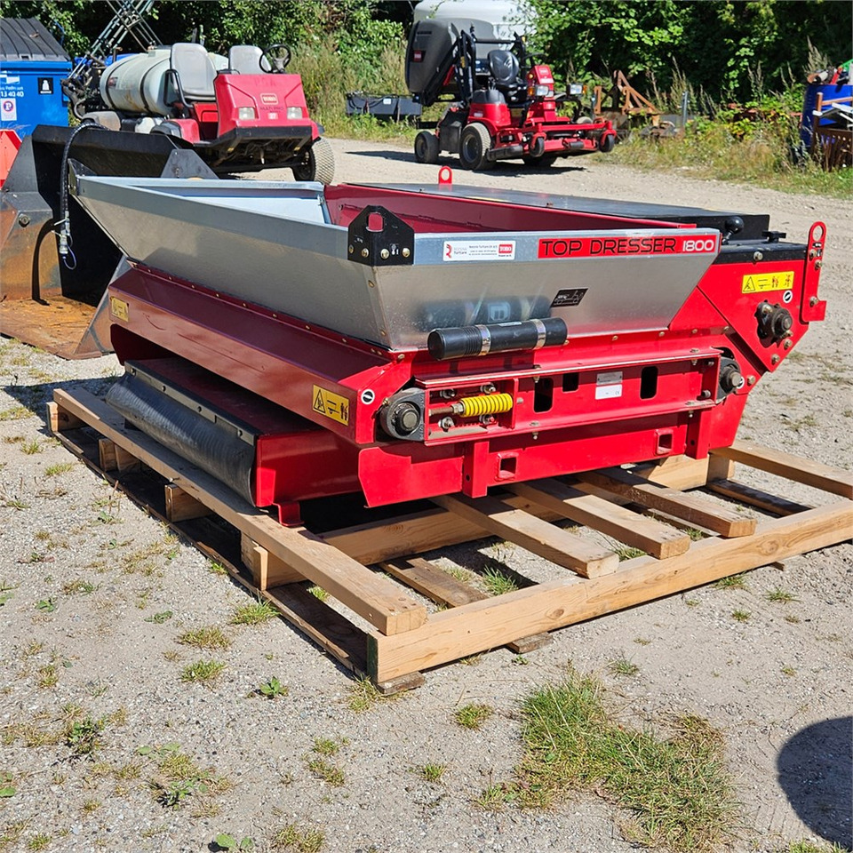 Toro 44225 - Kerti fűkasza: 4 kép. Toro 44225 - Kerti fűkasza: 4 kép.