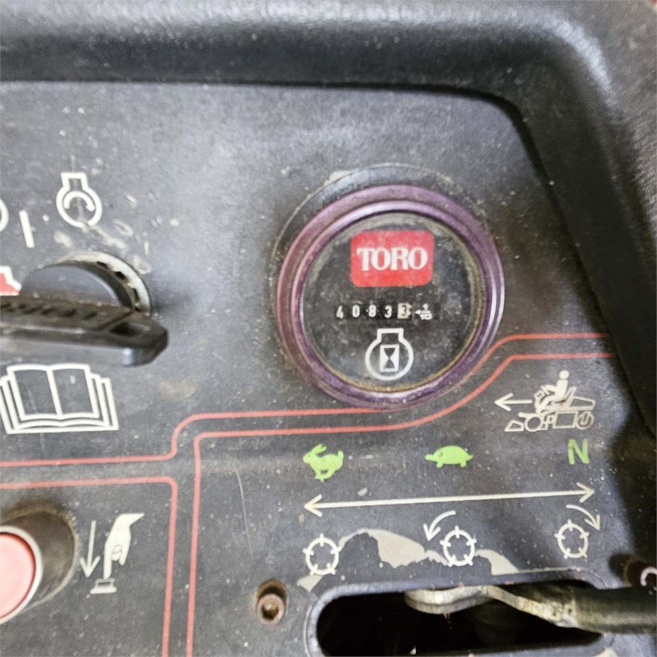 Kerti fűkasza Toro Greensmaster 3200-D: 11 kép.