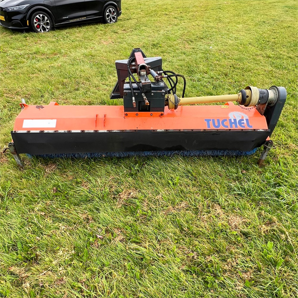 Tuchel Plus 260 MK - Traktor: 2 kép. Tuchel Plus 260 MK - Traktor: 2 kép.