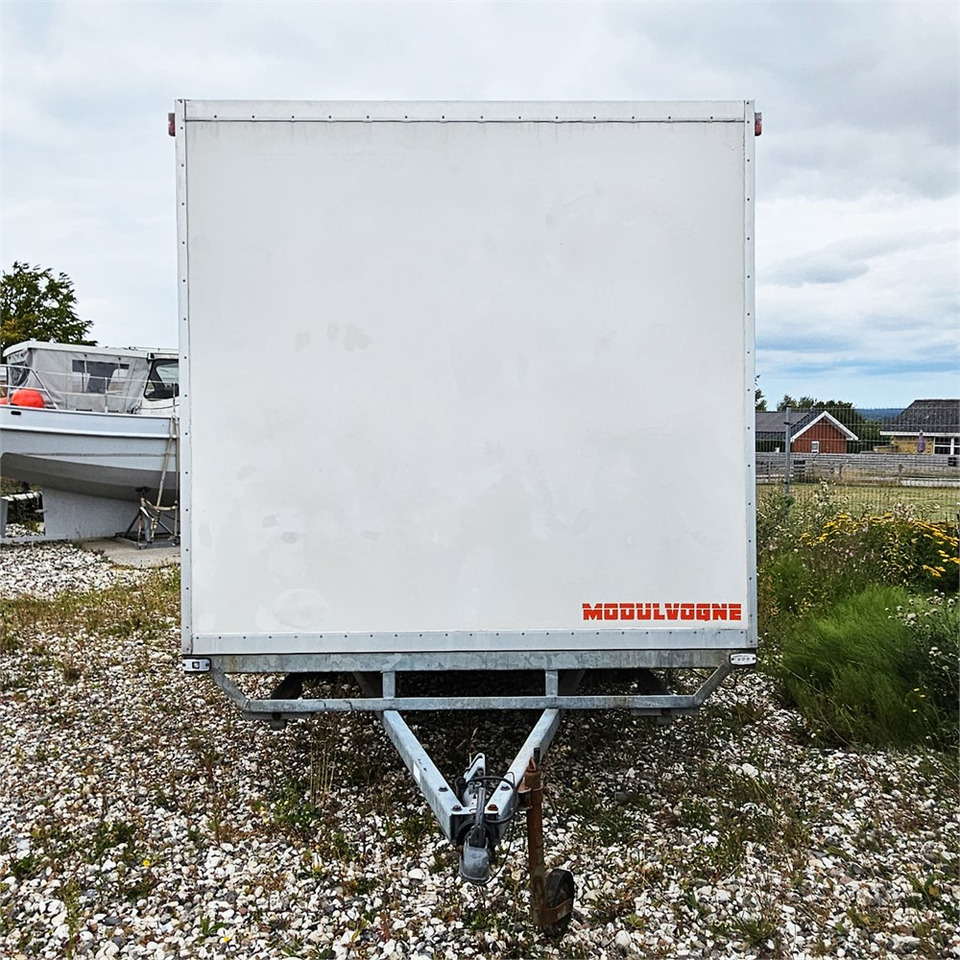 VA Mandskabsvogn 1301 - Konténerház: 3 kép. VA Mandskabsvogn 1301 - Konténerház: 3 kép.