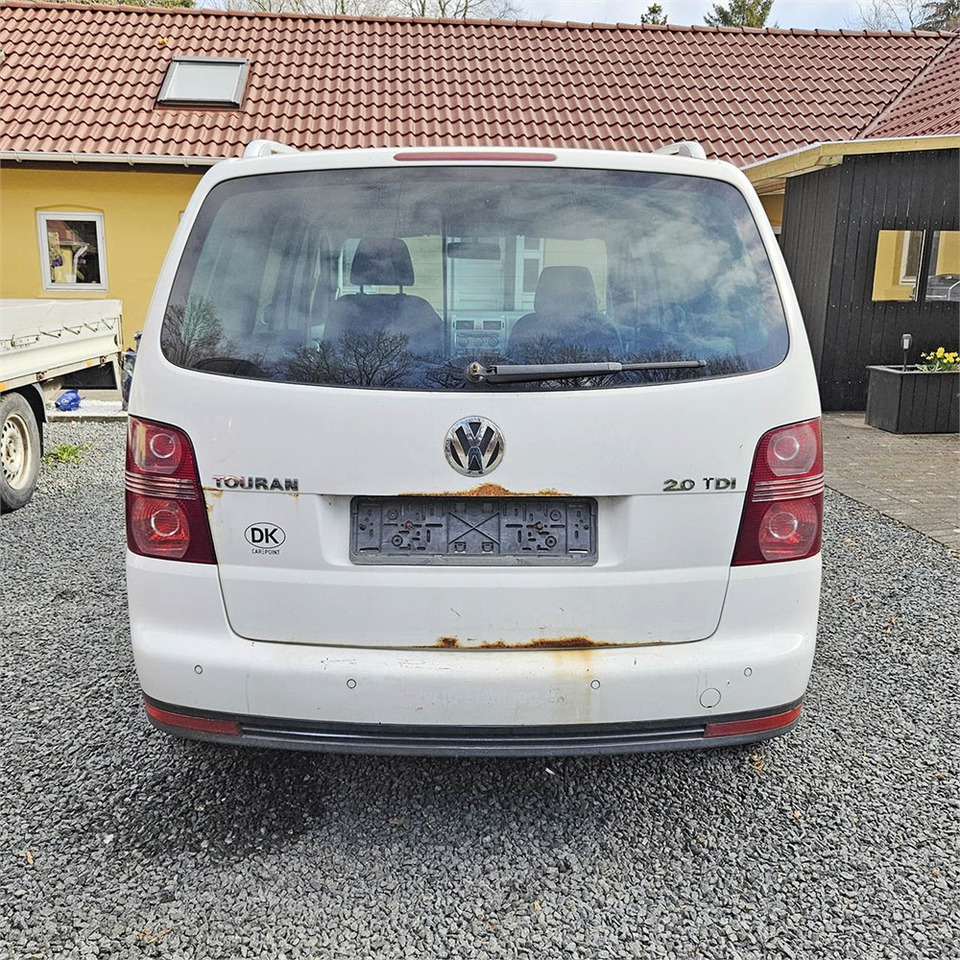 VW Touran Van 2,0 tdi automatisk - Autó: 4 kép. VW Touran Van 2,0 tdi automatisk - Autó: 4 kép.