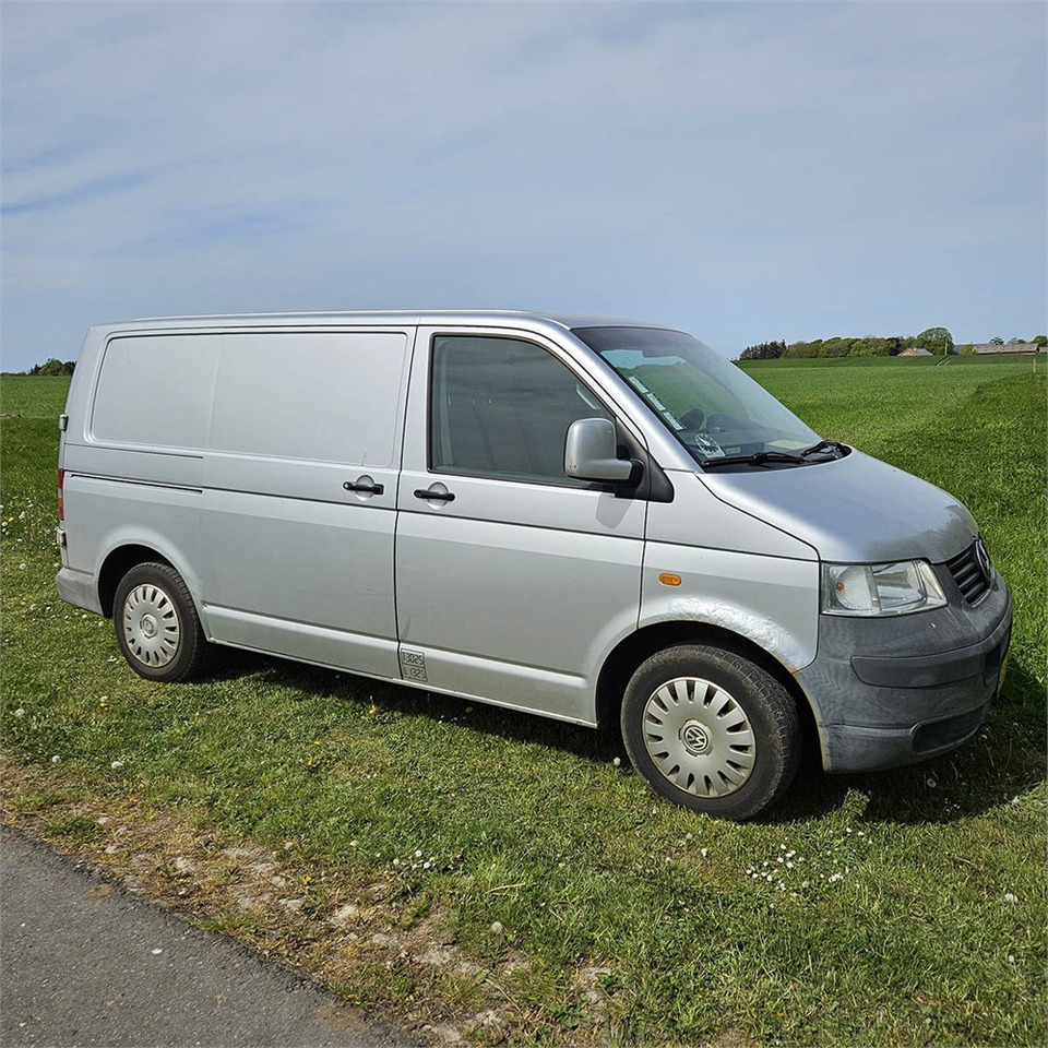 VW Transporter - Kis furgon: 1 kép. VW Transporter - Kis furgon: 1 kép.