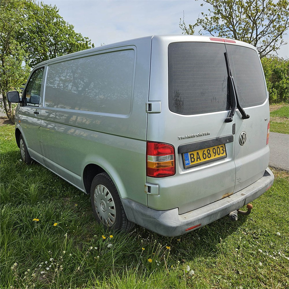 VW Transporter - Kis furgon: 5 kép. VW Transporter - Kis furgon: 5 kép.
