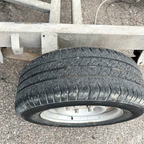 Autó utánfutó Variant VA3517 MT: 27 kép.