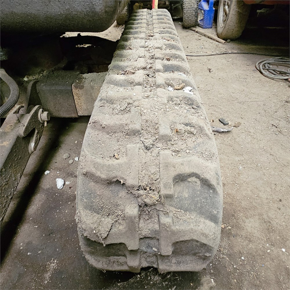 Minikotró Volvo EC20 B XTV: 40 kép.