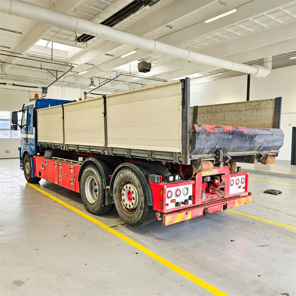 Volvo FM450 - Platós teherautó: 4 kép. Volvo FM450 - Platós teherautó: 4 kép.