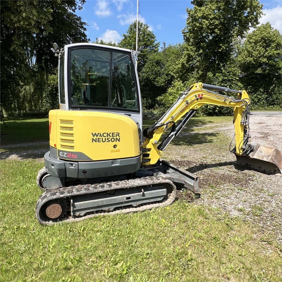 Minikotró Wacker Neuson EZ26: 8 kép.