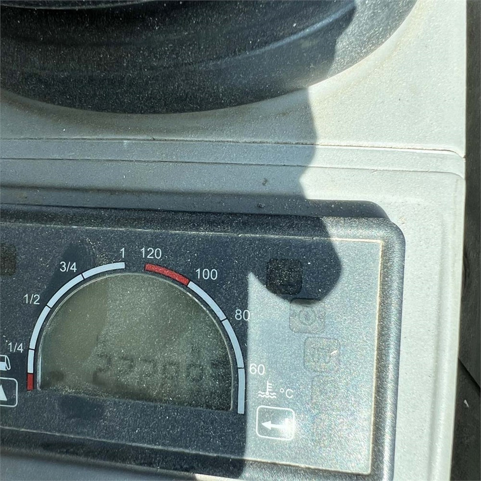 Minikotró Wacker Neuson EZ26: 14 kép.