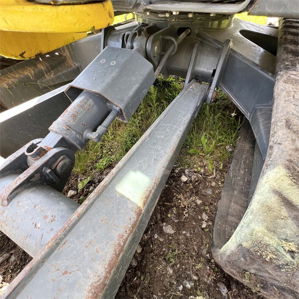 Minikotró Wacker Neuson EZ26: 31 kép.