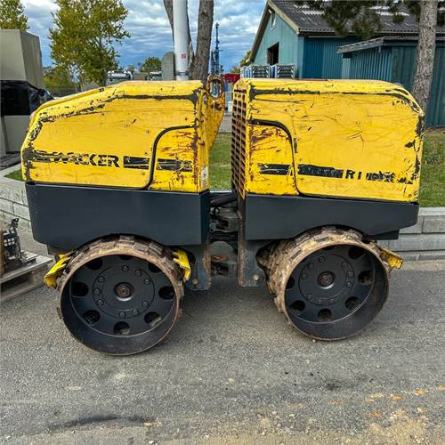 Wacker Neuson RT82 SC2 - Minihenger: 2 kép. Wacker Neuson RT82 SC2 - Minihenger: 2 kép.