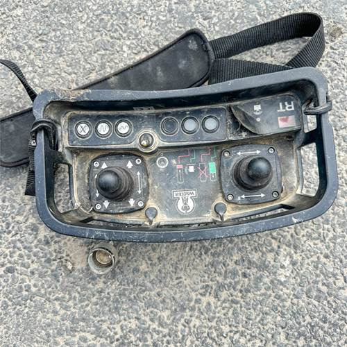 Wacker Neuson RT82 SC2 - Minihenger: 5 kép. Wacker Neuson RT82 SC2 - Minihenger: 5 kép.