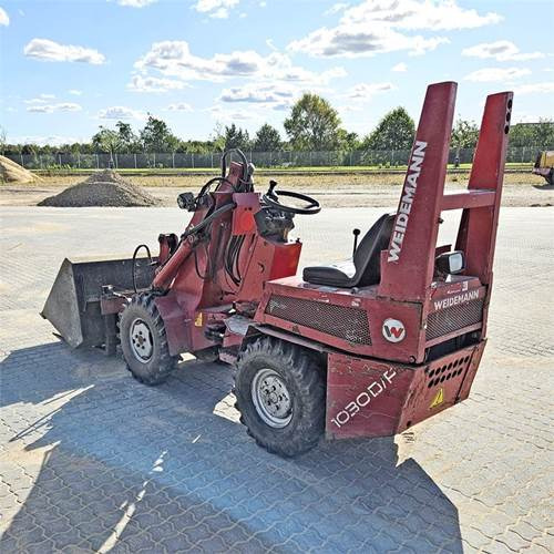 Weidemann 1030 D/P - Gumikerekes homlokrakodó: 5 kép. Weidemann 1030 D/P - Gumikerekes homlokrakodó: 5 kép.