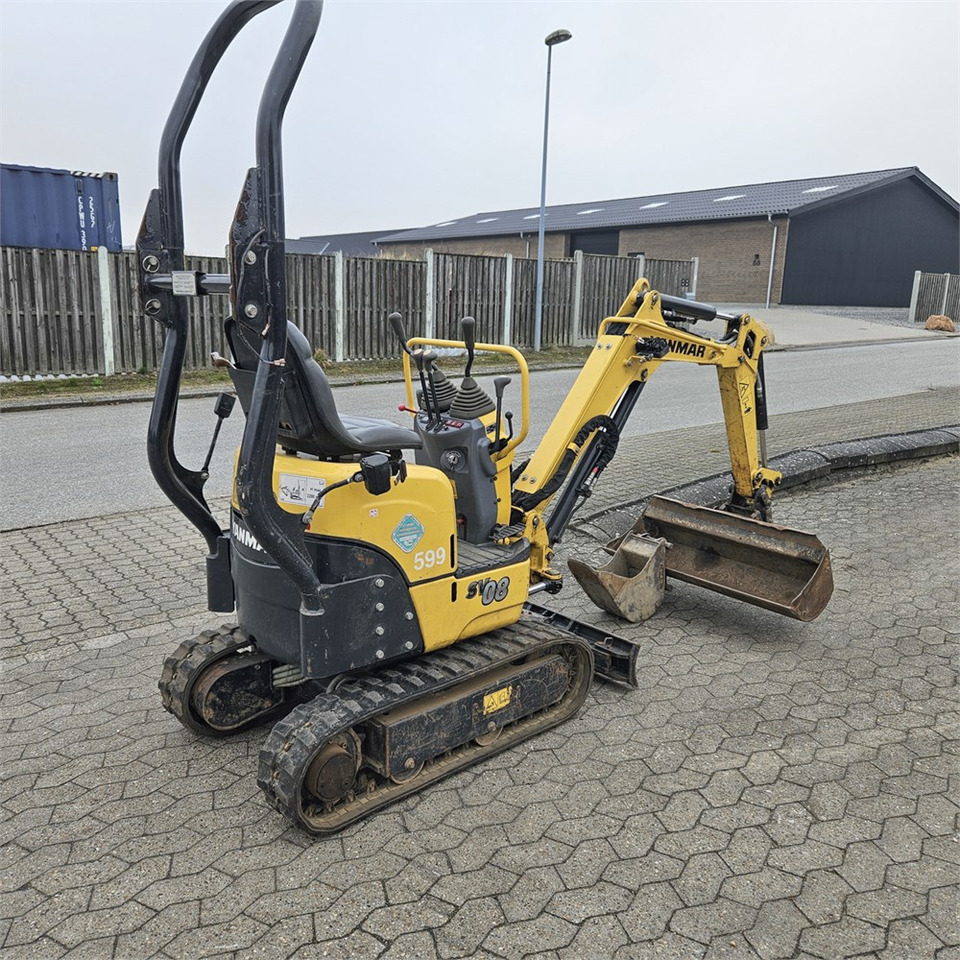 Yanmar SV08-1A (S) - Minikotró: 3 kép. Yanmar SV08-1A (S) - Minikotró: 3 kép.