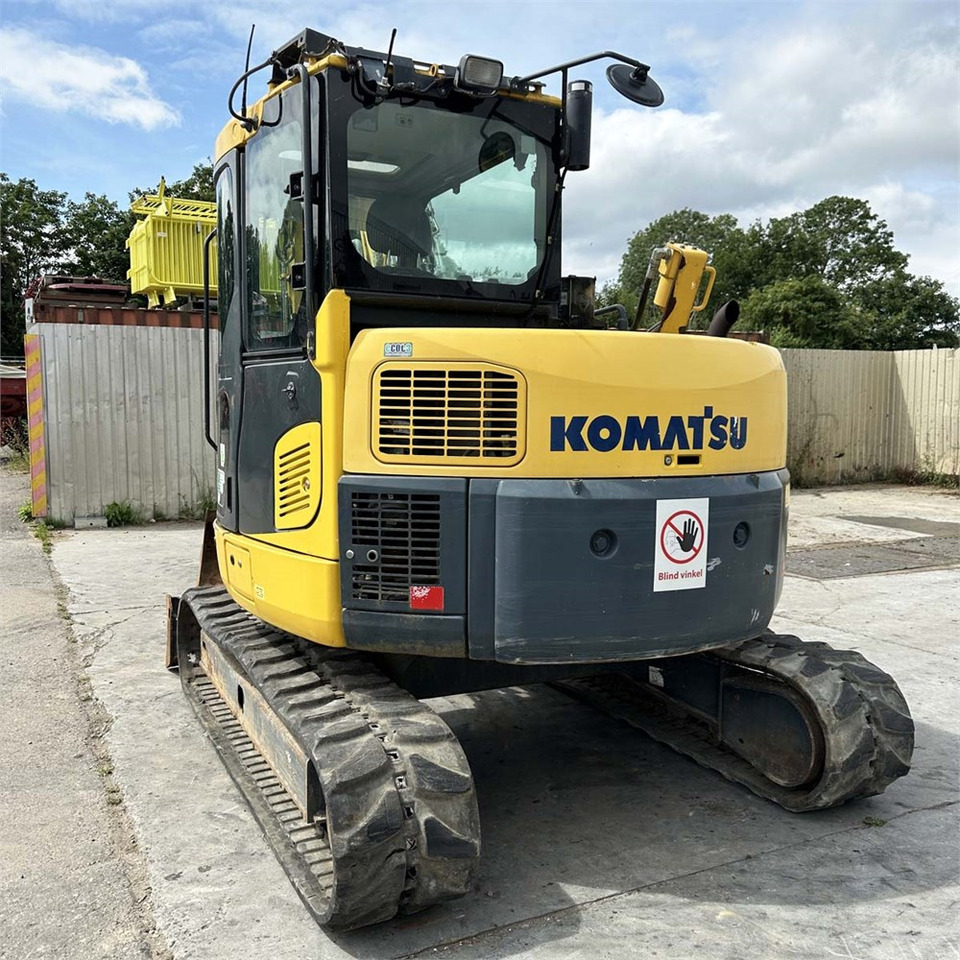 Yanmar VIO80-1A - Minikotró: 5 kép. Yanmar VIO80-1A - Minikotró: 5 kép.