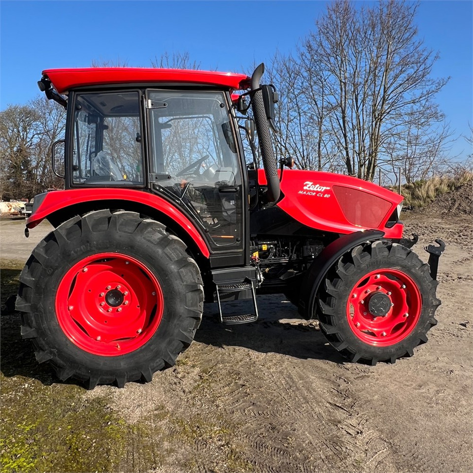 Zetor Major CL80 - Traktor: 3 kép. Zetor Major CL80 - Traktor: 3 kép.