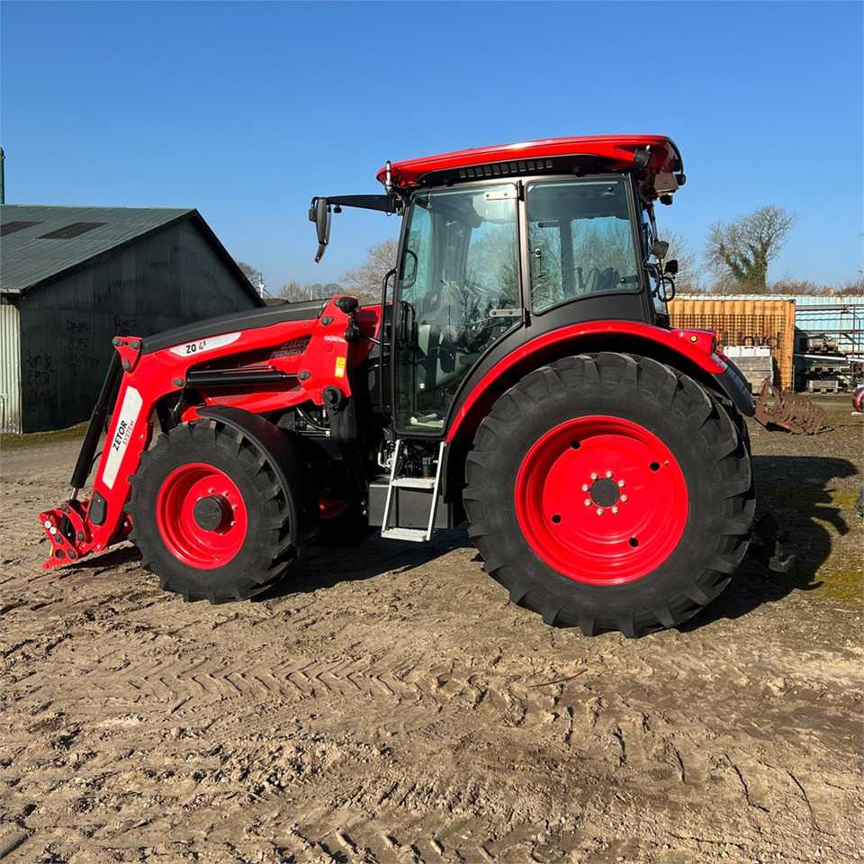 Zetor Promixa HS100 - Traktor: 4 kép. Zetor Promixa HS100 - Traktor: 4 kép.