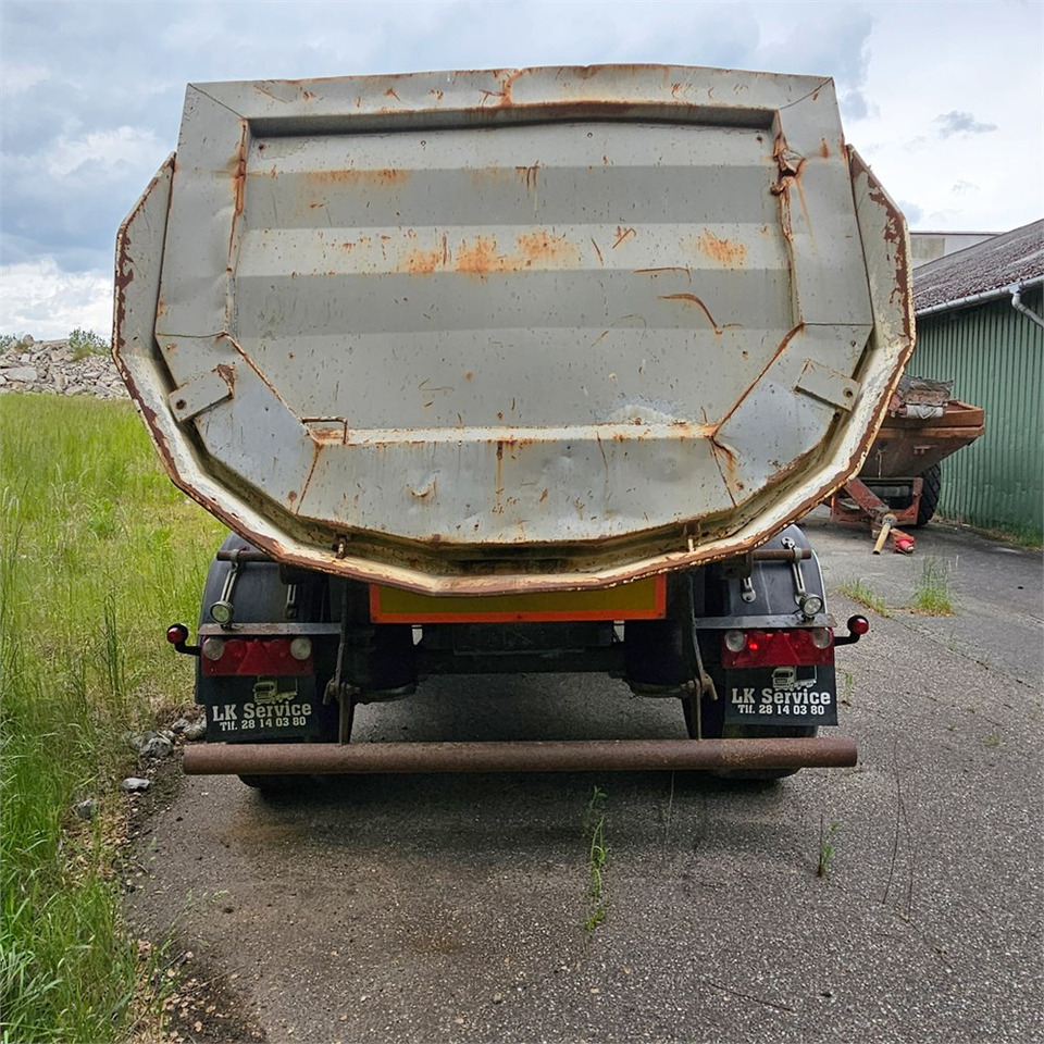 Zorsi 36S075PR - Pótkocsi billenőplatós: 4 kép. Zorsi 36S075PR - Pótkocsi billenőplatós: 4 kép.