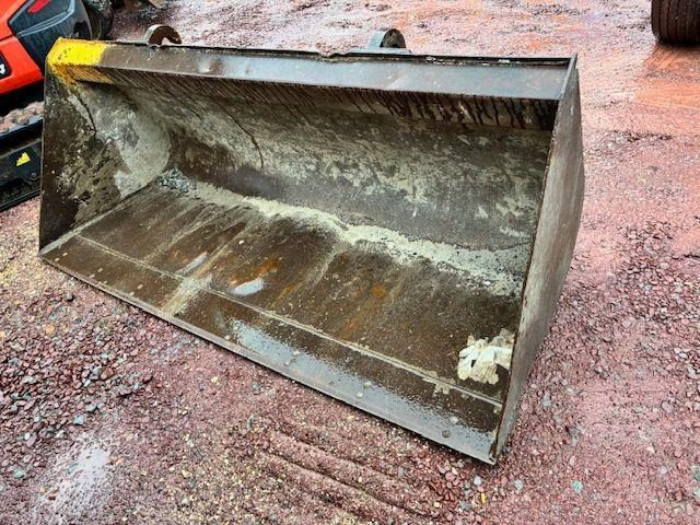 JCB TELESCOPIQUE 2M20 - Rakodókanál: 1 kép. JCB TELESCOPIQUE 2M20 - Rakodókanál: 1 kép.