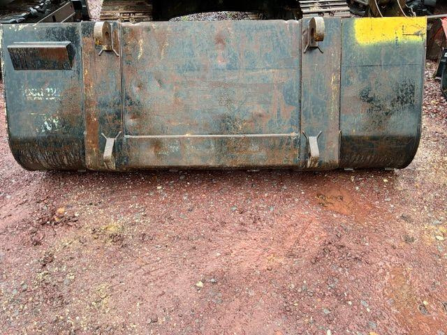 JCB TELESCOPIQUE 2M20 - Rakodókanál: 5 kép. JCB TELESCOPIQUE 2M20 - Rakodókanál: 5 kép.