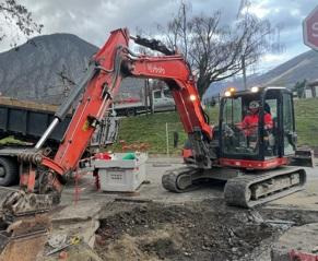 Kubota KX 080 - Minikotró: 1 kép. Kubota KX 080 - Minikotró: 1 kép.