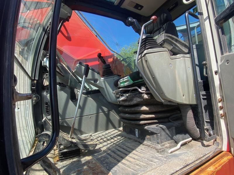 Liebherr R 936NLC - Lánctalpas kotró: 4 kép. Liebherr R 936NLC - Lánctalpas kotró: 4 kép.
