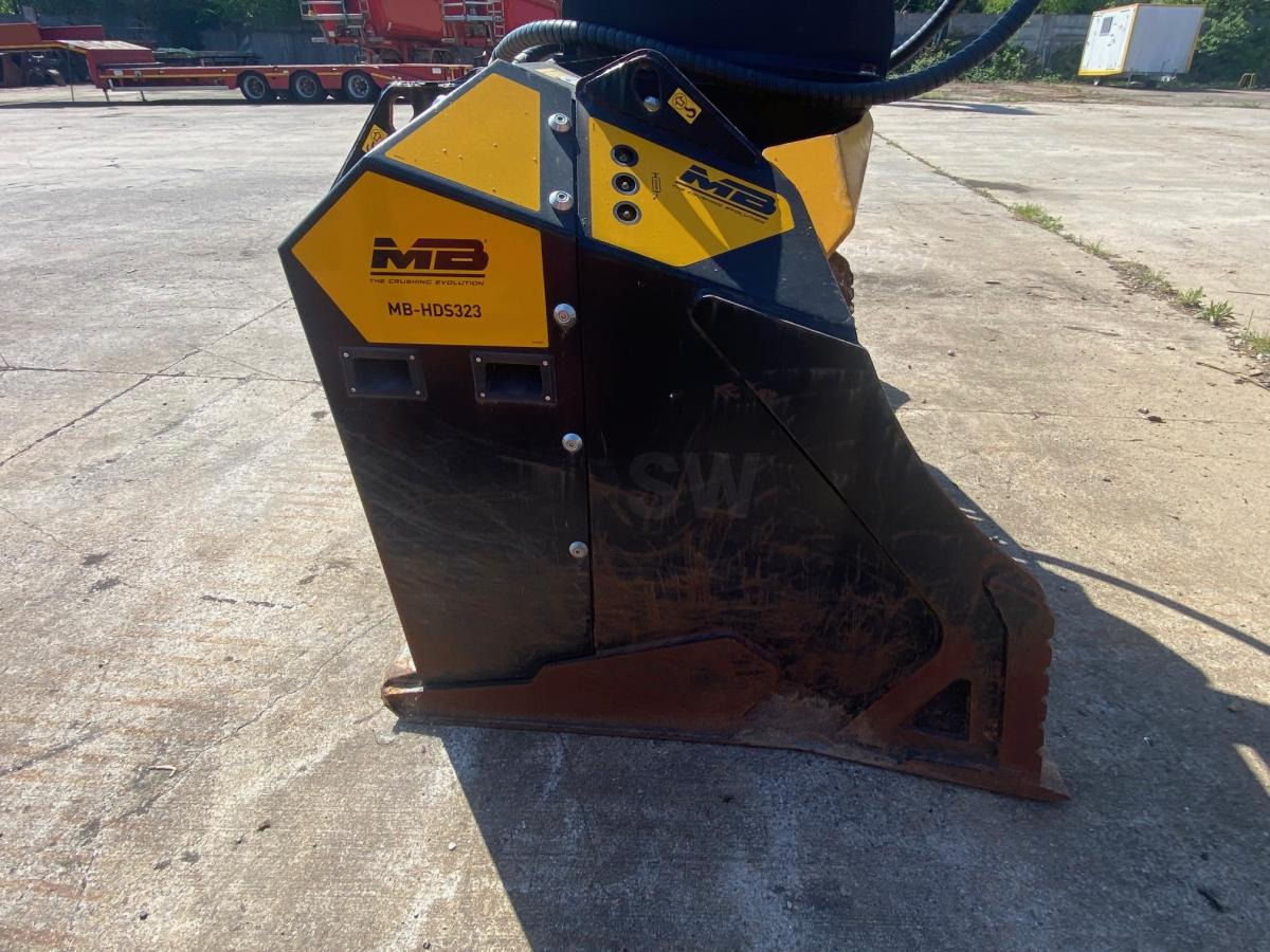MB HDS 323 - Rakodókanál - Építőipari gépek: 3 kép. MB HDS 323 - Rakodókanál - Építőipari gépek: 3 kép.