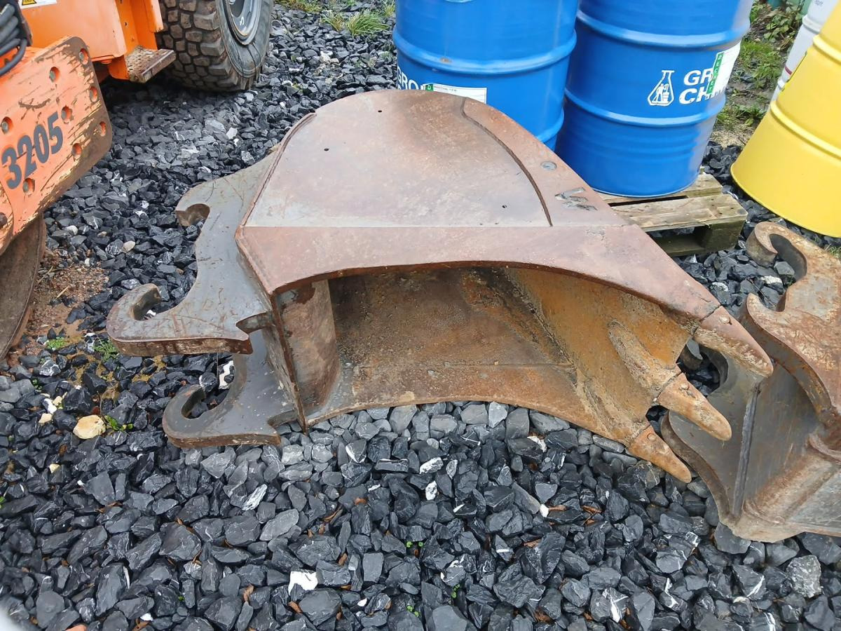 MECALAC EASY CONNECT 60 CM - Kotró kanál: 2 kép. MECALAC EASY CONNECT 60 CM - Kotró kanál: 2 kép.