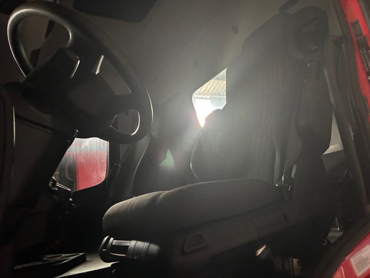 Mercedes AROCS 2046 - Nyergesvontató: 5 kép. Mercedes AROCS 2046 - Nyergesvontató: 5 kép.