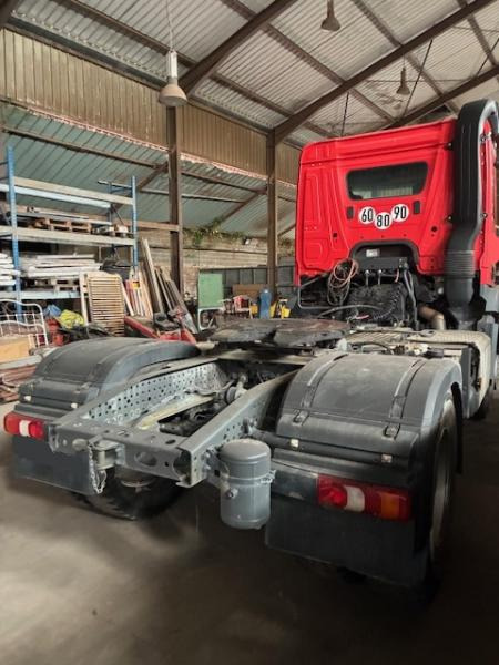 Mercedes AROCS 2046 - Nyergesvontató: 3 kép. Mercedes AROCS 2046 - Nyergesvontató: 3 kép.