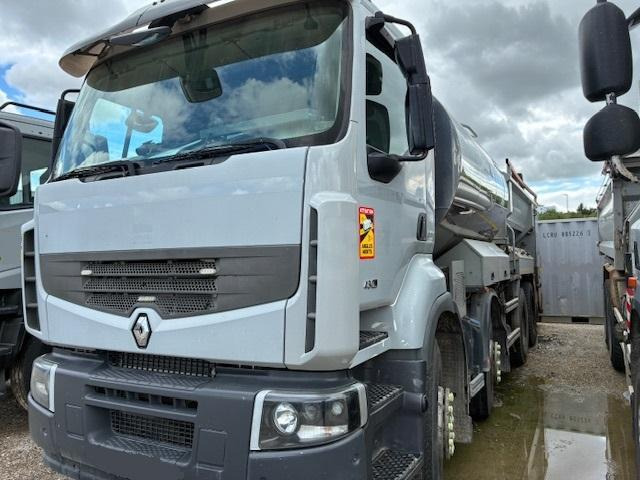Renault PREMIUM LANDER 430DXI - Tartályos teherautó: 5 kép. Renault PREMIUM LANDER 430DXI - Tartályos teherautó: 5 kép.