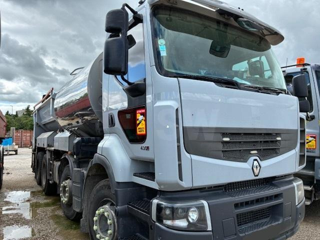 Renault PREMIUM LANDER 430DXI - Tartályos teherautó: 4 kép. Renault PREMIUM LANDER 430DXI - Tartályos teherautó: 4 kép.