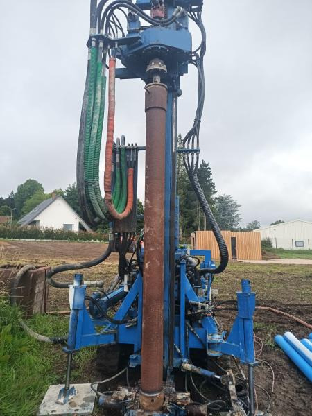 SEDIDRILL 310 E - Fúrógép: 4 kép. SEDIDRILL 310 E - Fúrógép: 4 kép.