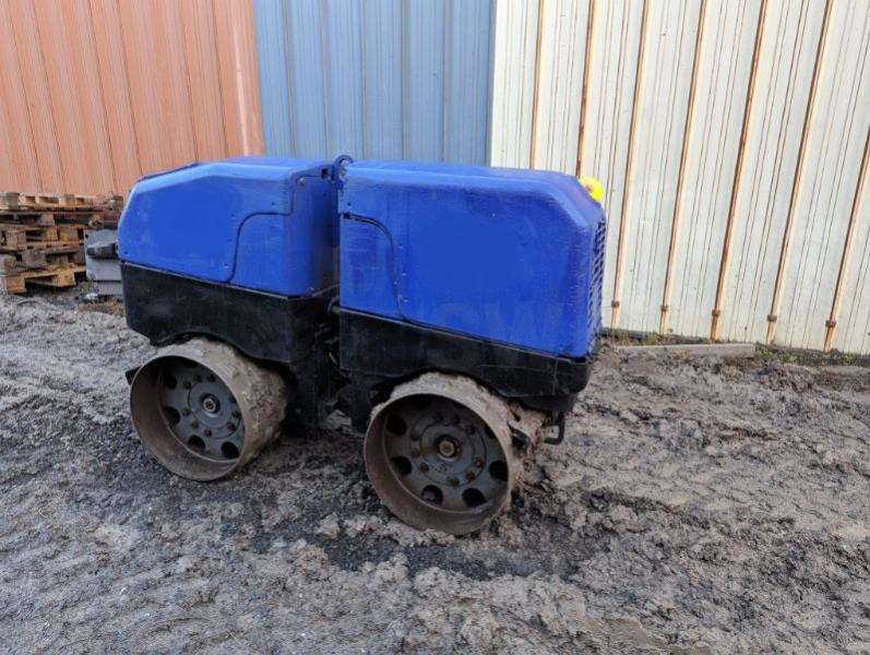 Wacker RT 82-SC2 - Minihenger: 2 kép. Wacker RT 82-SC2 - Minihenger: 2 kép.