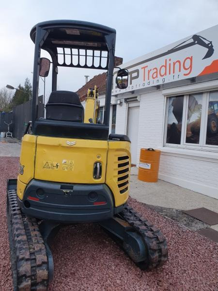 Yanmar VIO 26-6 - Minikotró: 5 kép. Yanmar VIO 26-6 - Minikotró: 5 kép.