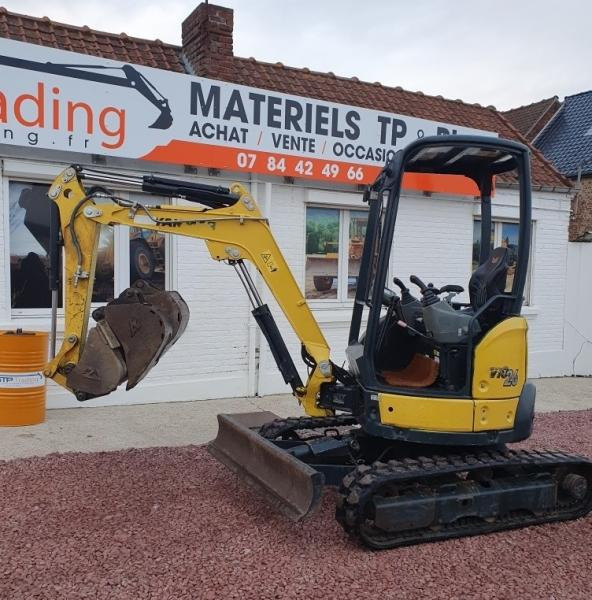 Yanmar VIO 26-6 - Minikotró: 1 kép. Yanmar VIO 26-6 - Minikotró: 1 kép.