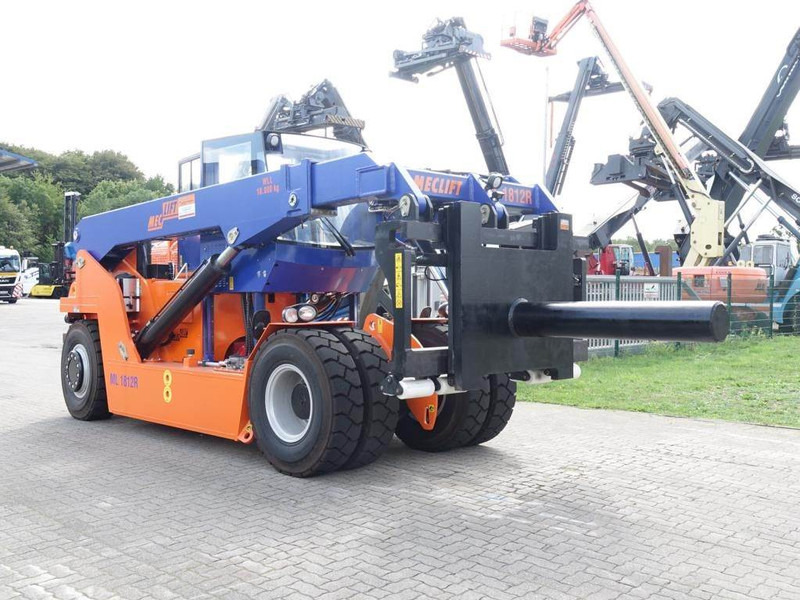 Meclift 18000kg Coil Dorn - Anyagmozgató gép: 1 kép. Meclift 18000kg Coil Dorn - Anyagmozgató gép: 1 kép.
