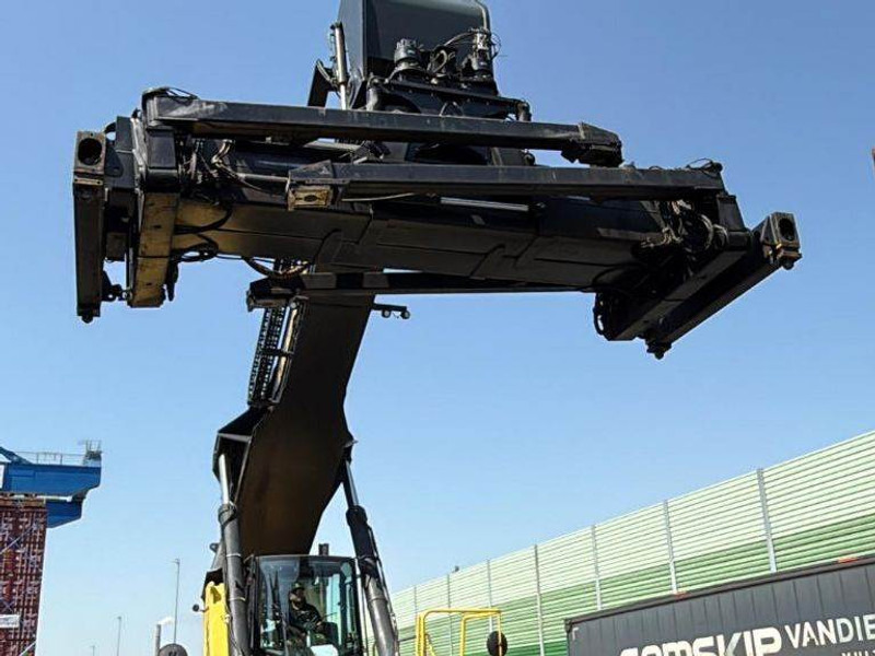 Hyster RS4633IH - Konténerrakodó: 4 kép. Hyster RS4633IH - Konténerrakodó: 4 kép.