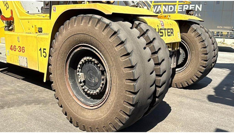 Hyster RS4636IH - Konténerrakodó: 5 kép. Hyster RS4636IH - Konténerrakodó: 5 kép.