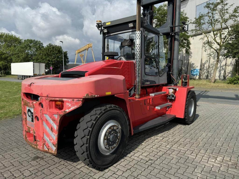 Kalmar DCE70-35E4 - Konténer targoncá: 4 kép. Kalmar DCE70-35E4 - Konténer targoncá: 4 kép.
