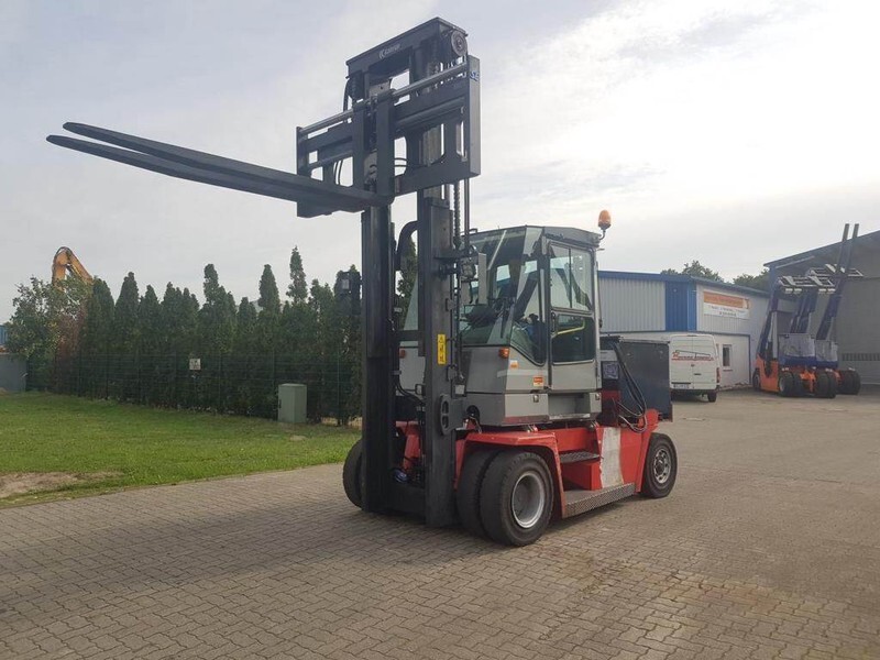 Kalmar ECF90-6L - Elektromos targonca: 2 kép. Kalmar ECF90-6L - Elektromos targonca: 2 kép.
