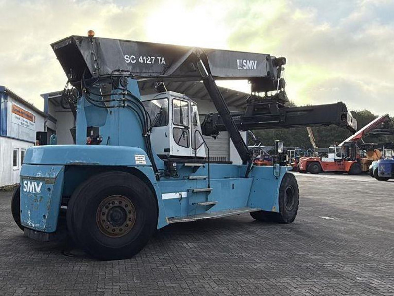 SMV SC4127TA5 - Konténerrakodó: 4 kép. SMV SC4127TA5 - Konténerrakodó: 4 kép.