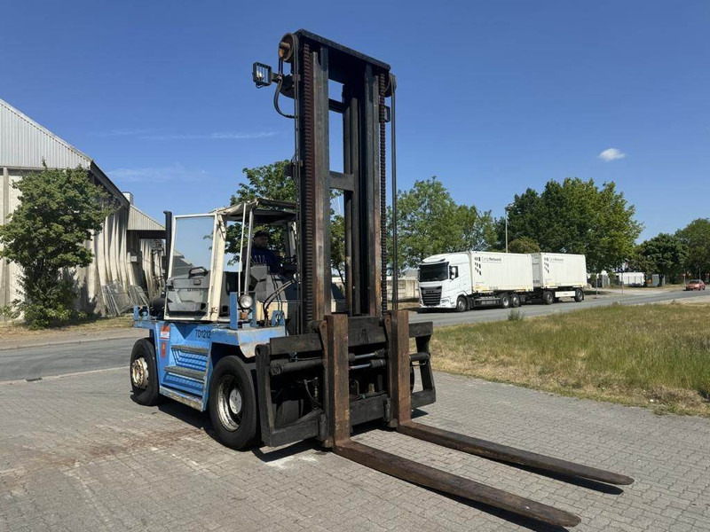 Valmet TD1212S - Dízel targonca: 5 kép. Valmet TD1212S - Dízel targonca: 5 kép.