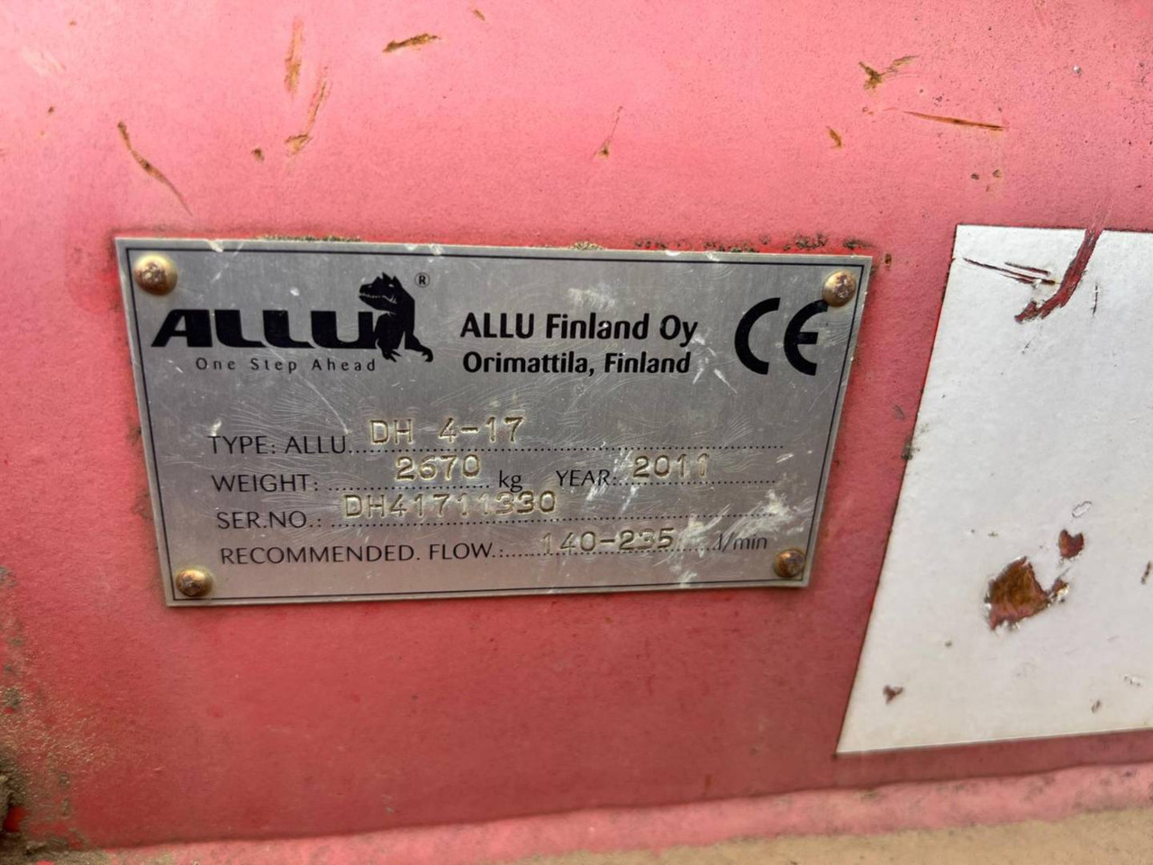 ALLEN ALLU/DH4-17/GODET CRIBLEUR - Kőválogató kanál: 3 kép. ALLEN ALLU/DH4-17/GODET CRIBLEUR - Kőválogató kanál: 3 kép.